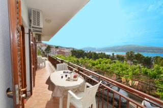 Apartments Nedjeljko - Trogir - 0