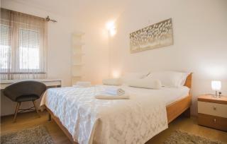 Stunning Home In Krivodol With Sauna - 4
