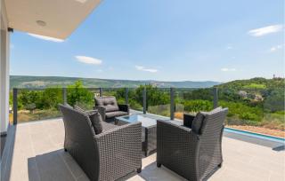 4 Bedroom Stunning Home In Grubine - Grubine - 6