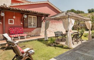 Amazing Home In Roma With Wifi - 9