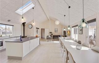 8 Bedroom Stunning Home In Vejby - Vejby - 8