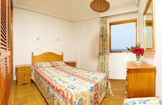 Apartamentos Bon Sol - Los Rosales - AB Group - Playa d'en Bossa - 2