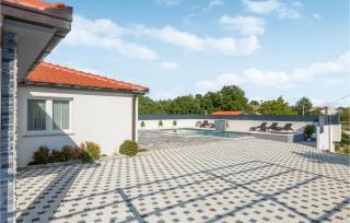 Awesome Home In Grubine With Sauna - Grubine - 9