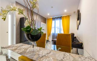 Lovely Apartment In Sevilla With Wifi - Siviglia - 2
