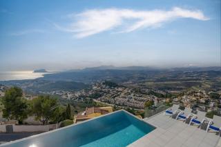 Madi by Aguilarent - 9