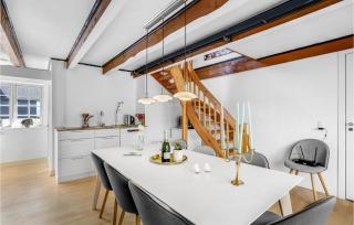 Stunning Apartment In Gudhjem - 7
