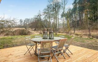 Stunning Apartment In Gudhjem - Gudhjem - 2