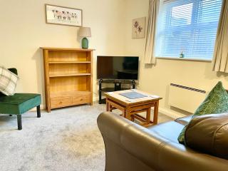 1 Merchants Gate - 2 bedroom, city apartment with private parking - 6