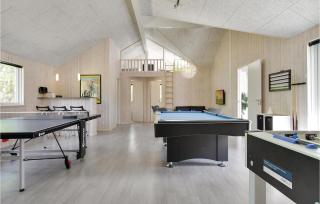 Eight-Bedroom Holiday Home Frederiksværk With A Room Hot Tub 05 - Melby - 9