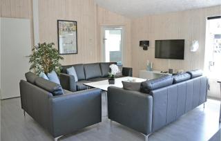 Eight-Bedroom Holiday Home Frederiksværk With A Room Hot Tub 05 - Melby - 8