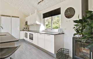 Eight-Bedroom Holiday Home Frederiksværk With A Room Hot Tub 05 - Melby - 1