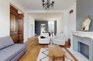 Beautiful house in Mons-SHAPE-G00gle - 8