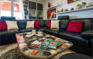 Beautiful Home In Turanj - 1