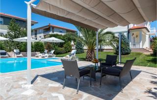 Lovely Home In Pula - 3