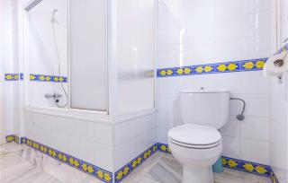 Awesome Home In Marbella With Wifi - 3