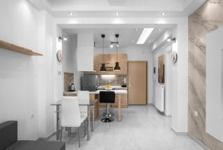 SuCasa, Nilie Hospitality MGMT - 3