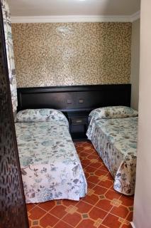 Hotel Maram - 9