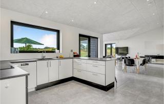 Stunning Home In Ebeltoft With Sauna - 5