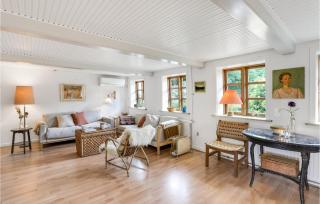 Cozy Home In Allinge With Kitchen - Allinge - 5