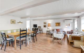 Cozy Home In Allinge With Kitchen - Allinge - 4
