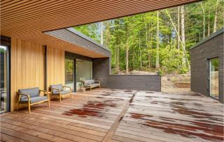 Gorgeous Home In Bryrup With Kitchen - Bryrup - 4