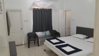 Hotel Gulati Suites - Wāshīm - 1