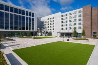 AC Hotel by Marriott Tallahassee Universities at the Capitol - Tallahassee - 2