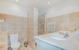 3 Bedroom Cozy Home In Taulis - Taulis - 9