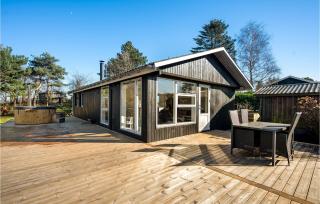 Stunning Home In Knebel With Wifi - 4