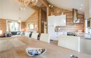 Gorgeous Home In Væggerløse With Sauna - Marielyst - 4