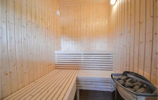 Four-Bedroom Holiday Home In Knebel - 7