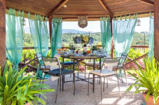 Villa Catia Farmhouse, Three Luxury Bedrooms, a Jacuzzi Pool and a Dream-Like Getaway Experience - Capannori - 5