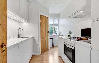 1 Bedroom Cozy Apartment In Aarhus C - 4