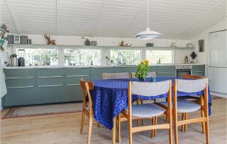 3 Bedroom Amazing Home In Aakirkeby - Vester Sømarken - 2