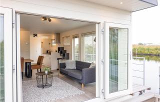 2 Bedroom Cozy Ship In Aalsmeer - 2