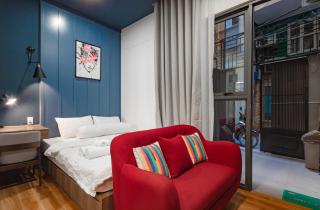 À la Maison - 3