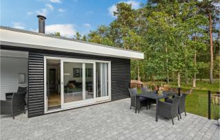 Beautiful Home In Aakirkeby With Wifi - 6