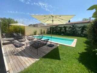 Maison contemporaine dans le village d'Eygalières - 7