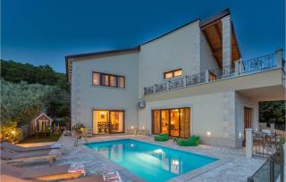 Lovely Home In Kostrena With Kitchen - Kostrena - 8