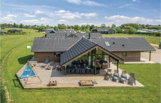 Four-Bedroom Holiday Home In Odder - Odder - 2