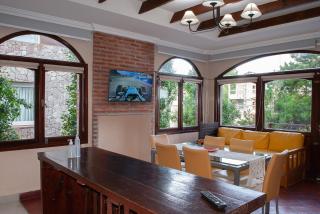 Arawi Apart - 1
