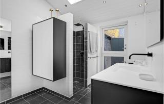 Awesome Home In Egå With Kitchen - Egå - 7