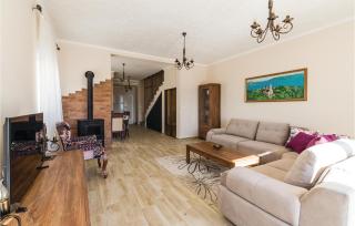 Amazing Home In Herceg Novi With Wifi - 2