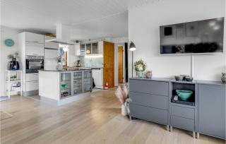 Amazing Home In Nexø With Kitchen - 9