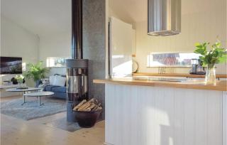 Stunning Home In Borgholm With Wifi - Borgholm - 2
