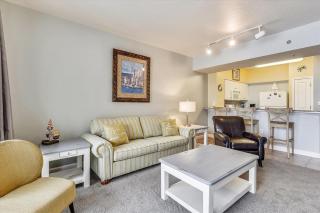 Shores of Panama 1211- Sleeps 6, Gulf View, Reserved Parking! Free Fun! condo - Panama City Beach - 3