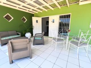Traditional Aruban Home close to Surfside Beach - Oranjestad - 1