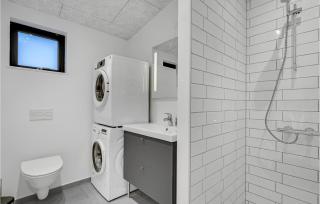 Gorgeous Home In Tarm With Wifi - Tarm - 2