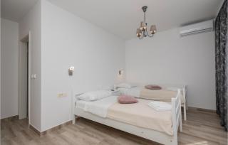 Gorgeous Home In Brela - Brela - 8