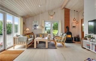 3 Bedroom Amazing Home In Ebeltoft - Ebeltoft - 8